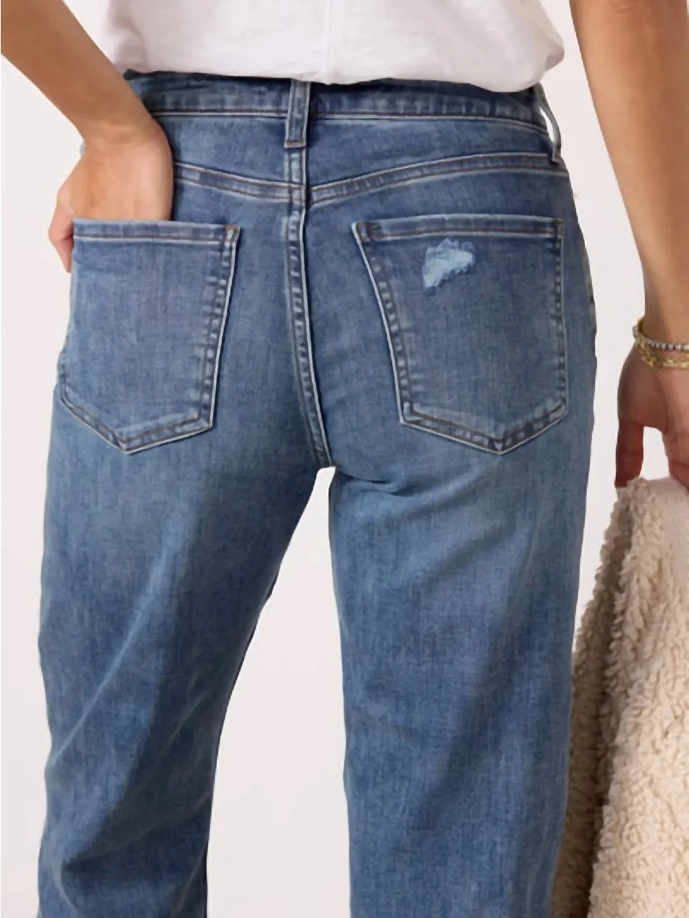KUT FROM THE KLOTH Sienna Baggy Boyfriend Crop Jean in Passion Wash